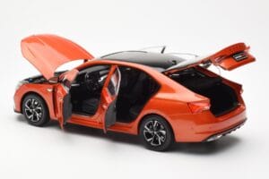 Skoda Octavia Pro Portocaliu FAW 1:18 ZMR000006ORA Metal - imaginea 5 din 8