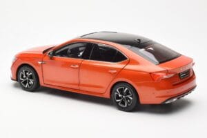 Skoda Octavia Pro Portocaliu FAW 1:18 ZMR000006ORA Metal - imaginea 7 din 8