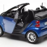 Smart Fortwo 451 Cabrio Albastru & Negru Minichamps 1:18 - image 5 of 8