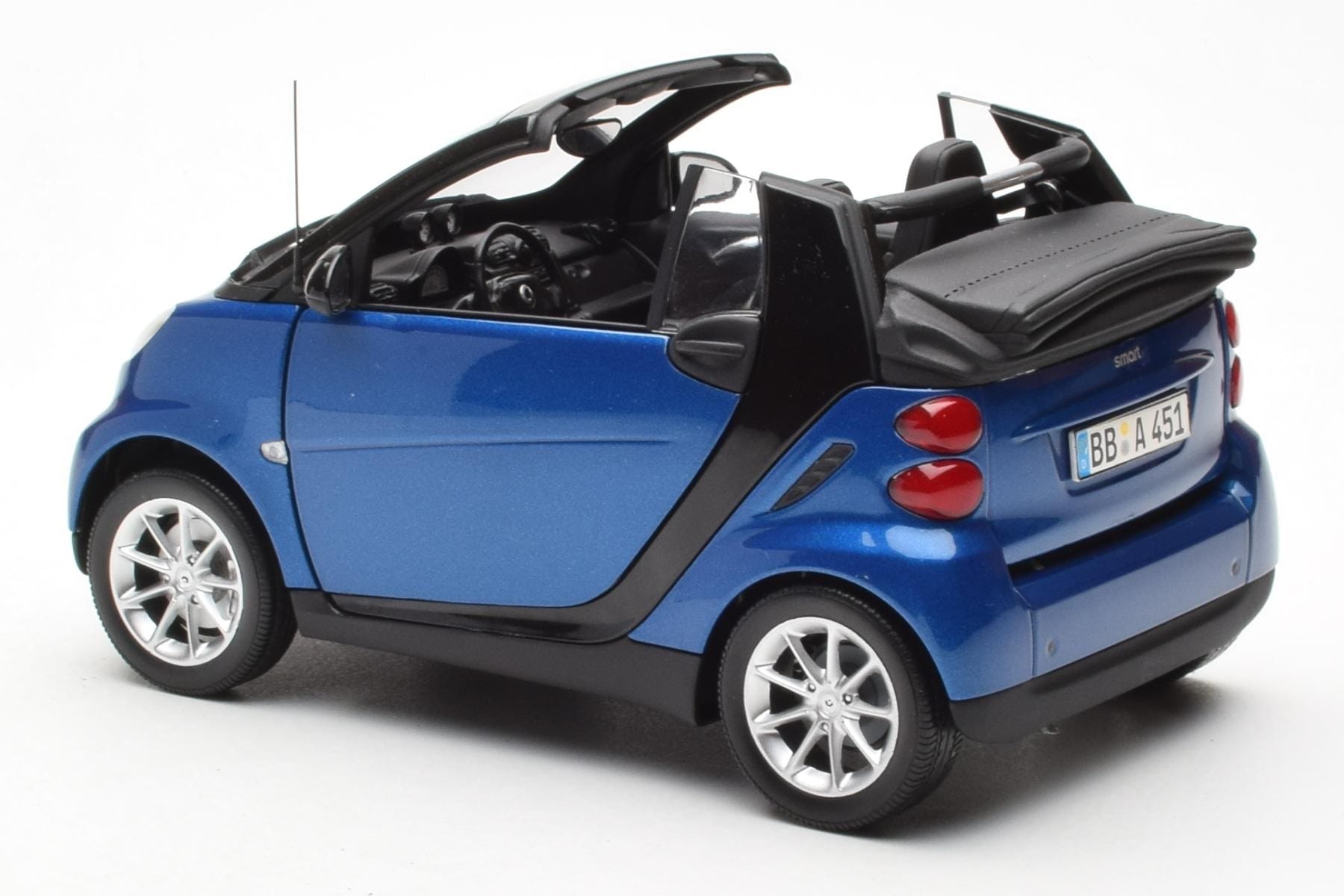 Smart Fortwo 451 Cabrio Albastru & Negru Minichamps 1:18 150036330 Metal - imaginea 7 din 8