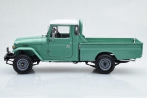 Toyota Land Cruiser 40 4x4 Pickup Verde Kyosho 1:18 08958FG Metal - imaginea 5 din 8