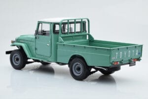 Toyota Land Cruiser 40 4x4 Pickup Verde Kyosho 1:18 08958FG Metal - imaginea 7 din 8