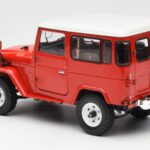 Toyota Land Cruiser FJ40 Van Roșu Kyosho 1:18 08971R - image 7 of 8
