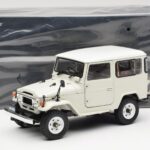Toyota Land Cruiser FJ40 Van Alb Kyosho 1:18 08971W - image 8 of 8