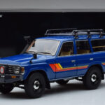 Toyota Land Cruiser 60 Albastru Cu Piese Opționale Kyosho 1:18 - image 11 of 11