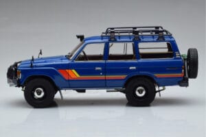 Toyota Land Cruiser 60 Albastru Cu Piese Opționale Kyosho 1:18 08956XBL Metal - imaginea 4 din 11