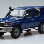Toyota Land Cruiser J76 Albastru Almost Real 1:18