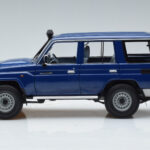 Toyota Land Cruiser J76 Albastru Almost Real 1:18 - image 4 of 7