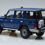 Toyota Land Cruiser J76 Albastru Almost Real 1:18 - image 6 of 7