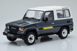 Toyota Land Cruiser LJ73 Gri Otto 1:18