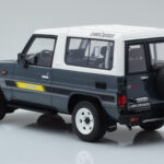 Toyota Land Cruiser LJ73 Gri Otto 1:18 - image 5 of 6