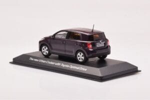 Toyota Urban Cruiser Violet Metalizat Minichamps 1:43 403166963 Metal - imaginea 3 din 4