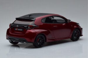 Toyota GR Yaris Roșu Otto 1:18 OT1003 Rășină - imaginea 2 din 6
