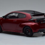 Toyota GR Yaris Roșu Otto 1:18 - image 5 of 6