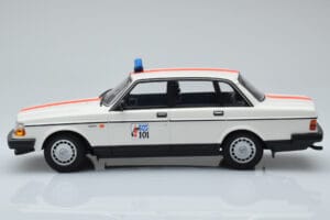 Volvo 240 GL Poliție Belgia Minichamps 1:18 155171492 Metal - imaginea 3 din 6