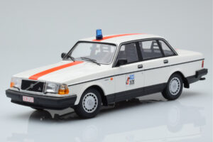 Volvo 240 GL Poliție Belgia Minichamps 1:18
