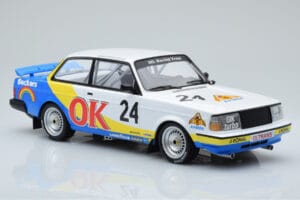 Volvo 240 Turbo Beckers #24 P.G. Andersson Nurburgring 1985 IXO 1:18 18RMC105A Metal - imaginea 4 din 6