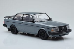Volvo 240 Turbo Gri IXO 1:18 18CMC089 Metal - imaginea 4 din 6