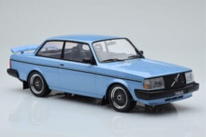 Volvo 240 Turbo Albastru Deschis IXO 1:18 18MCC090 Metal - imaginea 4 din 6