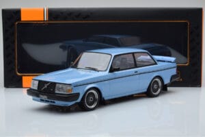 Volvo 240 Turbo Albastru Deschis IXO 1:18 18MCC090 Metal - imaginea 6 din 6