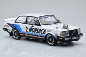 Volvo 240 Turbo Nordica #2 U. Granberg / T. Lindstrom ETCC Brno 1986 IXO 1:18 18RMC088 Metal - imaginea 4 din 6