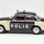 Volvo P121 Poliție Revell 1:18 8904 - image 4 of 8