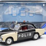 Volvo P121 Poliție Revell 1:18 8904 - image 8 of 8