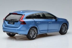 Volvo V60 D3 Power Albastru FAW 1:18 9430839 Metal - imaginea 3 din 7