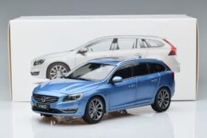 Volvo V60 D3 Power Albastru FAW 1:18 9430839 Metal - imaginea 7 din 7