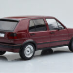 Volkswagen Golf GTI Mk2 Roșu MCG 1:18 - image 2 of 6