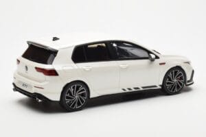 Volkswagen Golf GTI Mk8 Clubsport Alb Otto 1:18 OT986 Rășină - imaginea 2 din 6