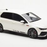 Volkswagen Golf GTI Mk8 Clubsport Alb Otto 1:18 - image 4 of 6