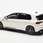 Volkswagen Golf GTI Mk8 Clubsport Alb Otto 1:18 - image 5 of 6