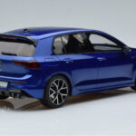 Volkswagen Golf Mk8 R Albastru Otto 1:18 - image 2 of 6