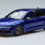 Volkswagen Golf Mk8 R Albastru Otto 1:18