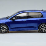 Volkswagen Golf Mk8 R Albastru Otto 1:18 - image 3 of 6