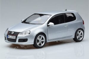 Volkswagen Golf GTI Mk5 Pirelli Edition Argintiu Norev 1:18 188425 Metal