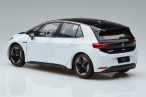 Volkswagen ID.3 Alb FAW 1:18 ZVN000001WEI Metal - imaginea 6 din 7