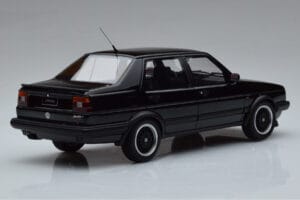 Volkswagen Jetta Mk2 Negru Otto 1:18 OT1021 Rășină - imaginea 2 din 6
