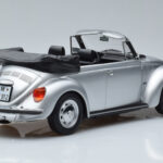 Volkswagen Beetle 1303 Cabriolet Argintiu Norev 1:18 - image 2 of 6
