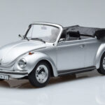 Volkswagen Beetle 1303 Cabriolet Argintiu Norev 1:18