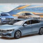 Volkswagen Passat B8 Albastru FAW 1:18 ZVF000003A Metal - image 7 of 7