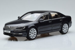 Volkswagen Phaeton V6 Mazeppa Gri Kyosho 1:18