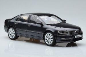 Volkswagen Phaeton V6 Mazeppa Gri Kyosho 1:18 08831MBK Metal - imaginea 6 din 9