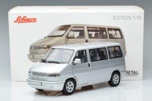 Volkswagen T4b Transporter Caravelle Minibus Schuco 1:18 450041500 Metal - imaginea 8 din 8