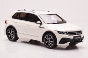 Volkswagen Tiguan R Alb Otto 1:18 OT1001 Rășină - imaginea 4 din 6