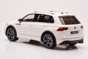 Volkswagen Tiguan R Alb Otto 1:18 OT1001 Rășină - imaginea 5 din 6