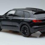 Volkswagen Touareg CR Negru FAW 1:18 LTC761021BLA Metal - image 6 of 7