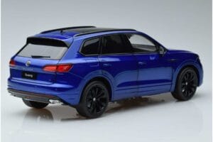 Volkswagen Touareg CR Albastru FAW 1:18 LTC761021BLU Metal - imaginea 3 din 7