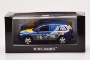 Volkswagen Touareg 7L Shell Helix Fresh Up Force Minichamps 1:43 VOLKSWAGEN-264066 Metal - imaginea 4 din 4